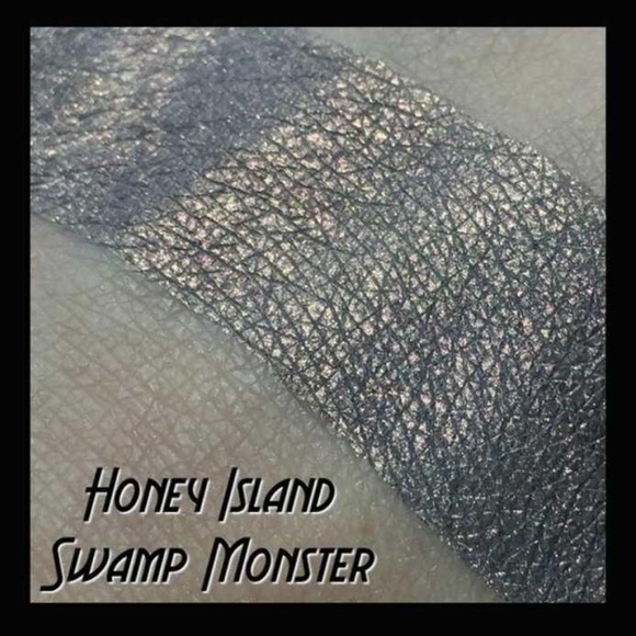 Honey island Swamp Monster Loose Pigmented Eyeshadow - Picture 3 of 8
